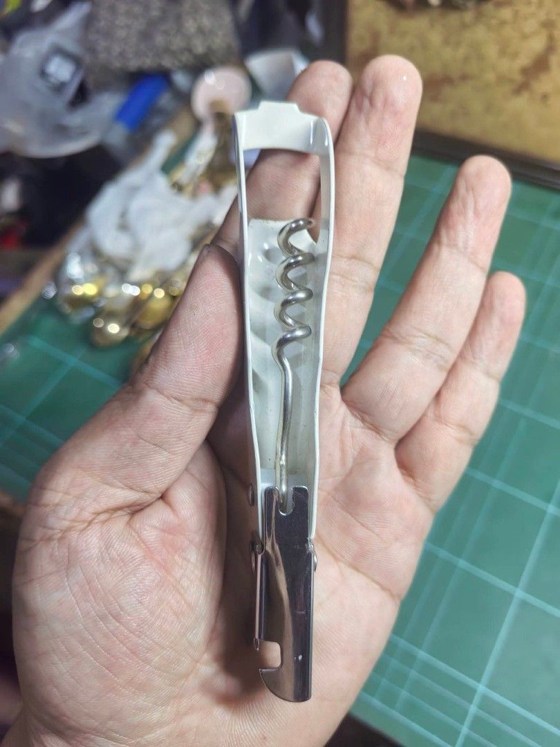 3 in 1 Utility Opener (Category: Other Kitchenware & Tableware) located in Cebu City. Submitted by dudes_villanueva (Listing ID 1468107458, Image 2). Description: 3 in 1 Utility Opener 📌 Bottle Opener, Corkscrew and Can Opener. 📌 In very good condition..