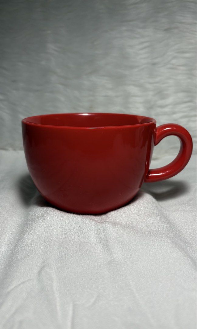 3D Hidden Gingerbread Man Red Festive Mug (Category: Coffee & Tea Tableware) located in Manila. Submitted by mug.aras (Listing ID 1468223477, Image 2). Description: Get into the holiday spirit with this vibrant red ceramic mug! Features an adorable hidden 3D gingerbread man figurine at the bottom that peeks out as you drink. Perfect for festive hot cocoa or Christmas gifting..
