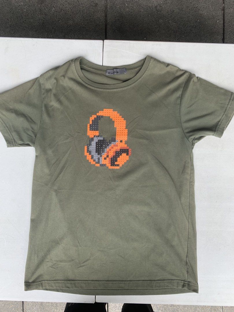 4 Shirts for 699 + FREE (Category: Tshirts & Polo Shirts ) located in Las Pinas. Submitted by archivefitsph.real (Listing ID 1468168647, Image 2). Description: PM if interested.