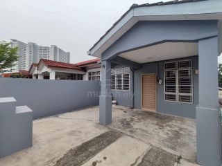 (Category: ) located in . Submitted by mudah945455 (Listing ID 1468253191, Image 1). Description: .