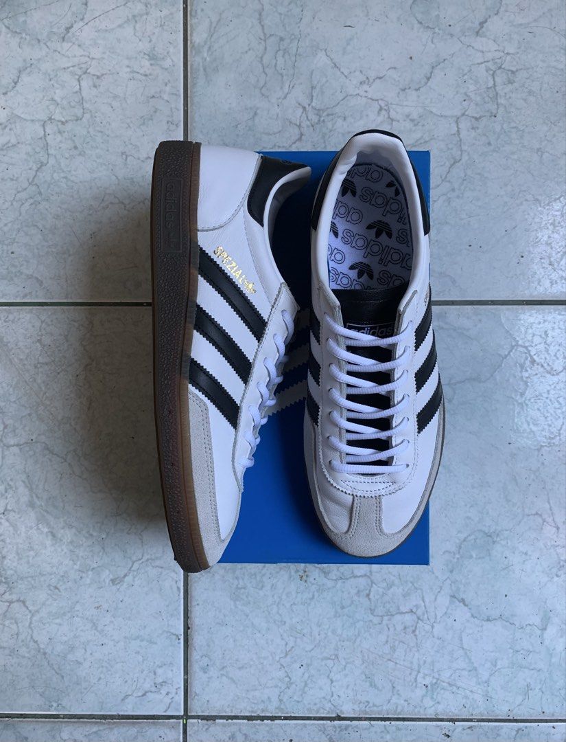 • ADIDAS HANDBALL SPEZIAL • (Category: Sneakers) located in Manila. Submitted by lot72755414363 (Listing ID 1468155760, Image 2). Description: • ADIDAS HANDBALL SPEZIAL • US 10 MEN | 44 EUR | 28 CM AS NEW CONDITION WITH OG BOX - NO ISSUE .