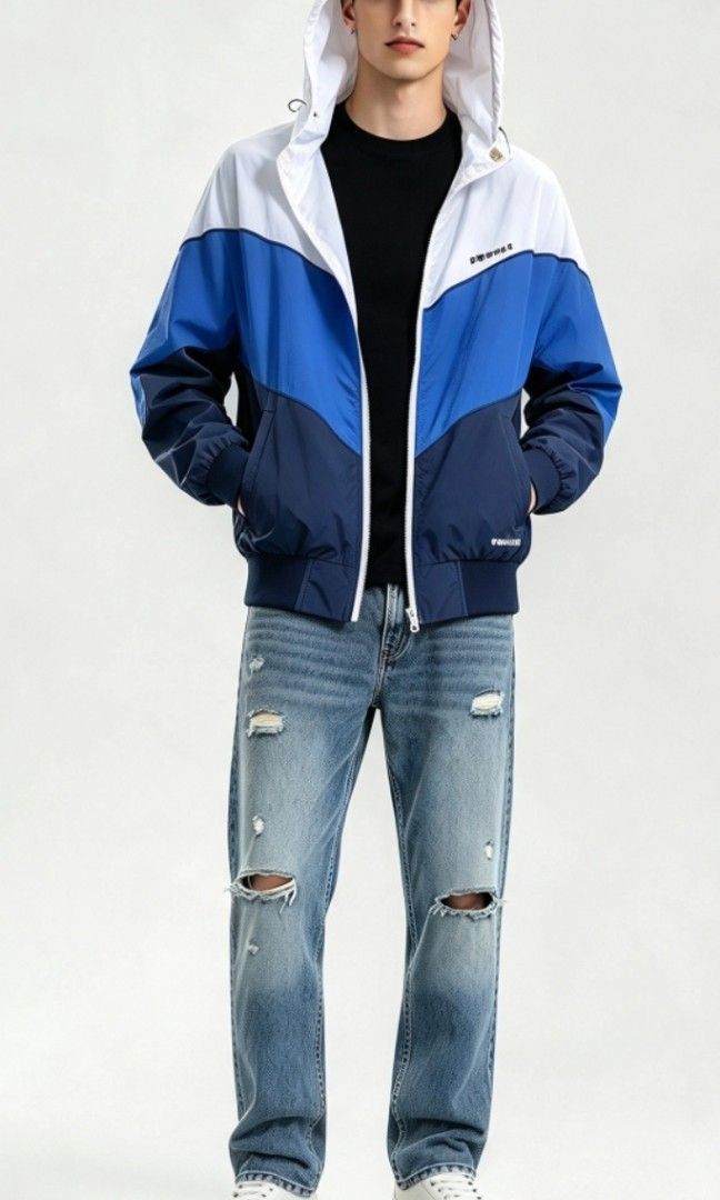 🧥 Element Reversible Windbreaker — Y2K Style (Category: Coats, Jackets and Outerwear) located in Kalibo. Submitted by cloth.ly (Listing ID 1468143781, Image 1). Description: Brand: vintage Element Skateboards tricolor windbreaker jacket. Style: Colorblock — White / Bright Blue / Navy 🔄 REVERSIBLE — 2 styles in 1 jacket! • Side A: Classic colorblock exterior ✨ • Side B: All-over Element logo pattern lining 🏂 🧵 Material: 100% Nylon — lightweigh