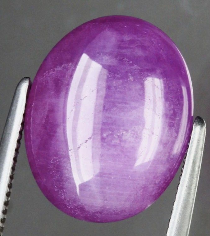 💯 Natural RUBY loose (Category: Precious Stones) located in Kawit. Submitted by authentic_gemstones_byalton (Listing ID 1468192816, Image 2). Description: AVAILABLE ❗ 💯 NATURAL RUBY LOOSE -7.15 carats -Oval cabochon cut -11.7x9.2 (dimension) -SI/Translucent clarity -Heated only -Mogok, Burma (origin).