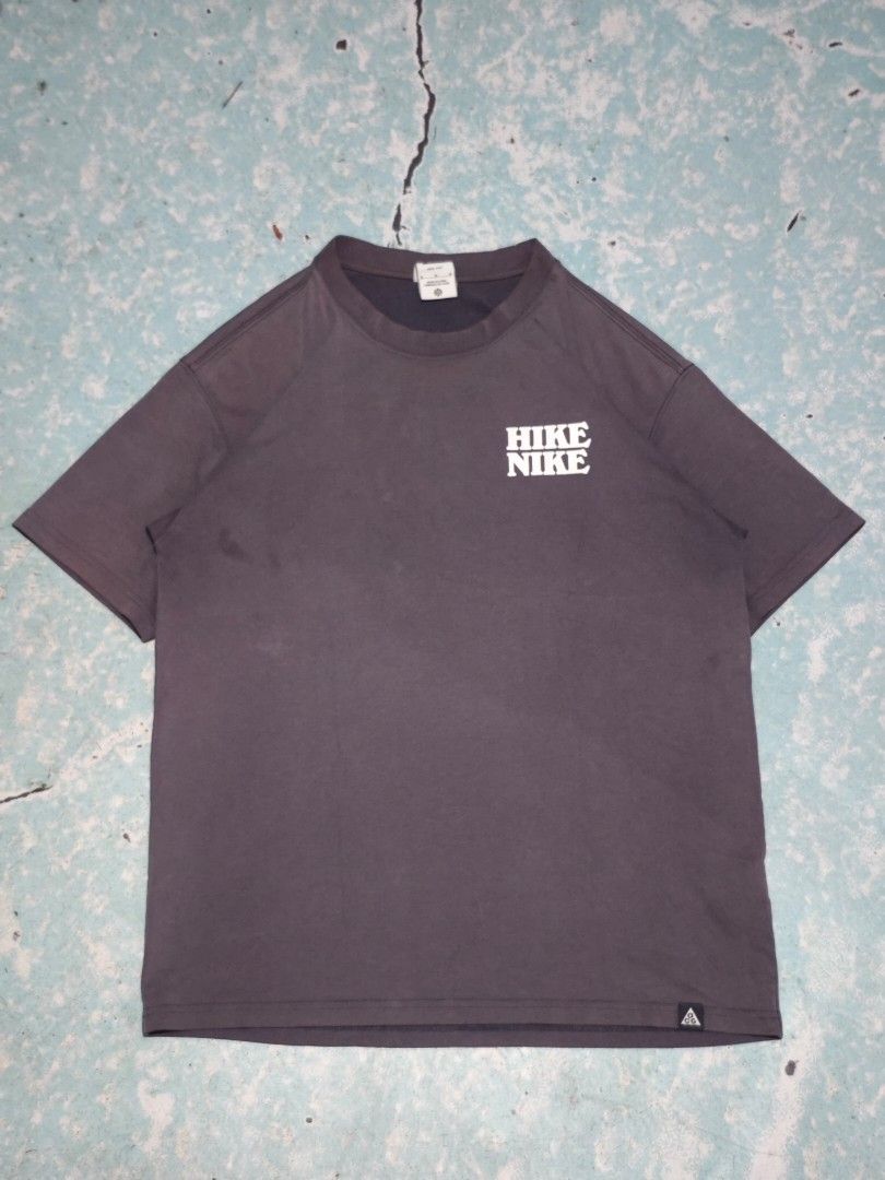acg nike (Category: Tshirts & Polo Shirts ) located in Calauag. Submitted by cou1_h (Listing ID 1468093488, Image 1). Description: Issue minimal print sa likod 9/10 color rate 20x27.