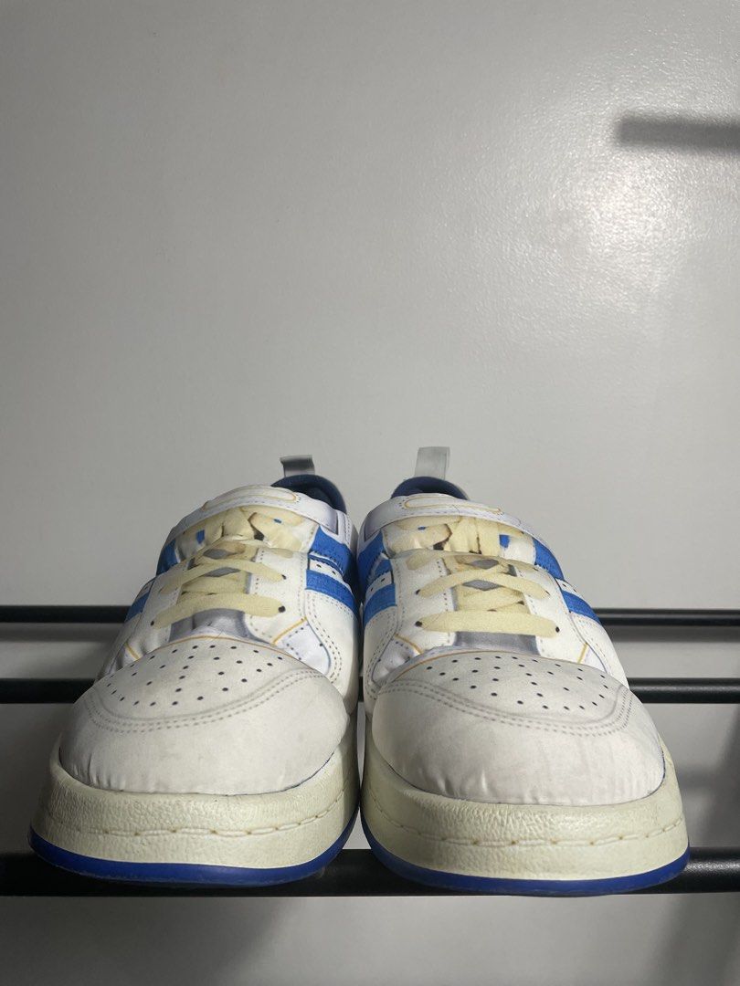 Adi Foam SuperStar (Category: Casual Shoes) located in Rizal. Submitted by akoheats (Listing ID 1468177867, Image 2). Description: Great Condition ✨ Issue:Minimal Stains Size: 11US Great Condition ✨ Issue:Minimal Stains Size: 11US ❗️Check the item carefully before purchasing ❗️No returns or exchanges after purchase.