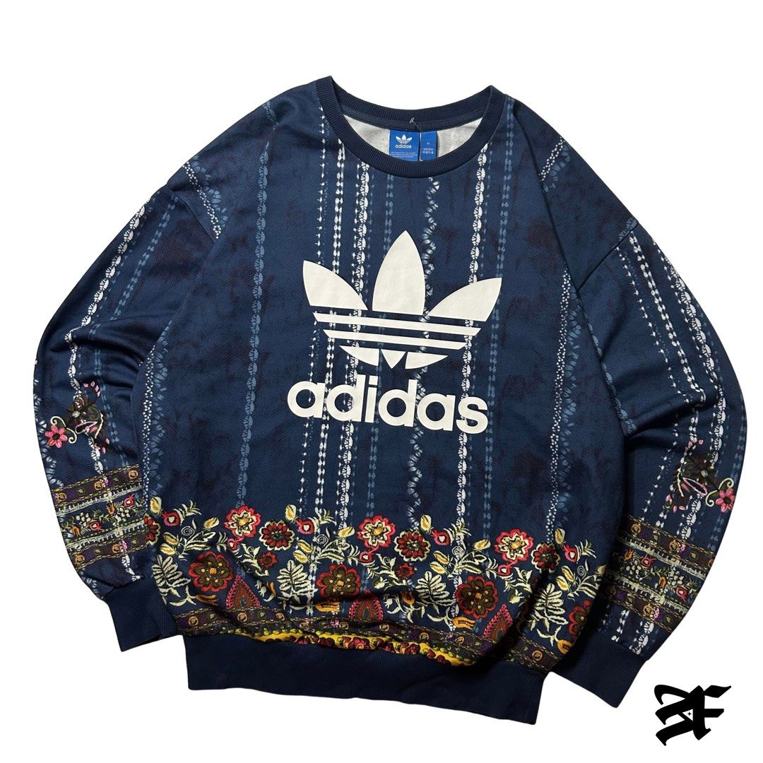 Adidas Big Logo Crewneck (Category: Tshirts & Polo Shirts ) located in Antipolo. Submitted by wvyfrnds (Listing ID 1468223942, Image 1). Description: Adidas Big Logo Crewneck Size: L Color: Blue Dimensions (Inches): Length: 25.5 Width: 21.5 Color Rate: 9/10 Issues - NONE 395 PLUS SF.