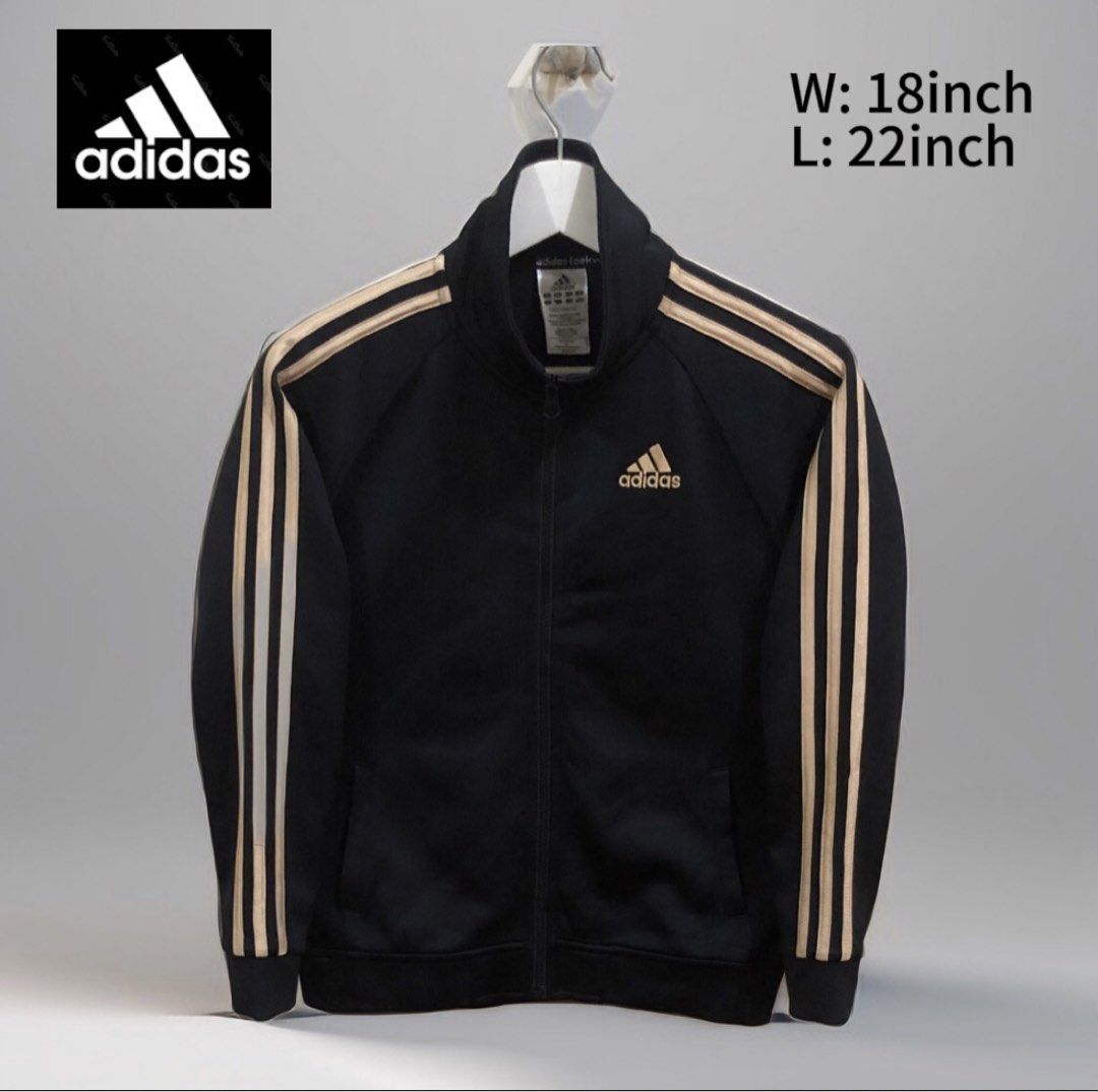 Adidas Black Track Jacket (Category: Coats, Jackets and Outerwear) located in Oas. Submitted by alithrifthunter (Listing ID 1468134423, Image 1). Description: .