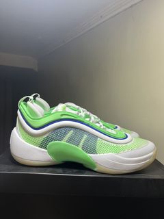 (Category: ) located in . Submitted by rr.sneakerstash (Listing ID 1468193005, Image 1). Description: .