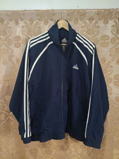 (Category: ) located in . Submitted by lofrancosthriftfnds (Listing ID 1468102826, Image 1). Description: .