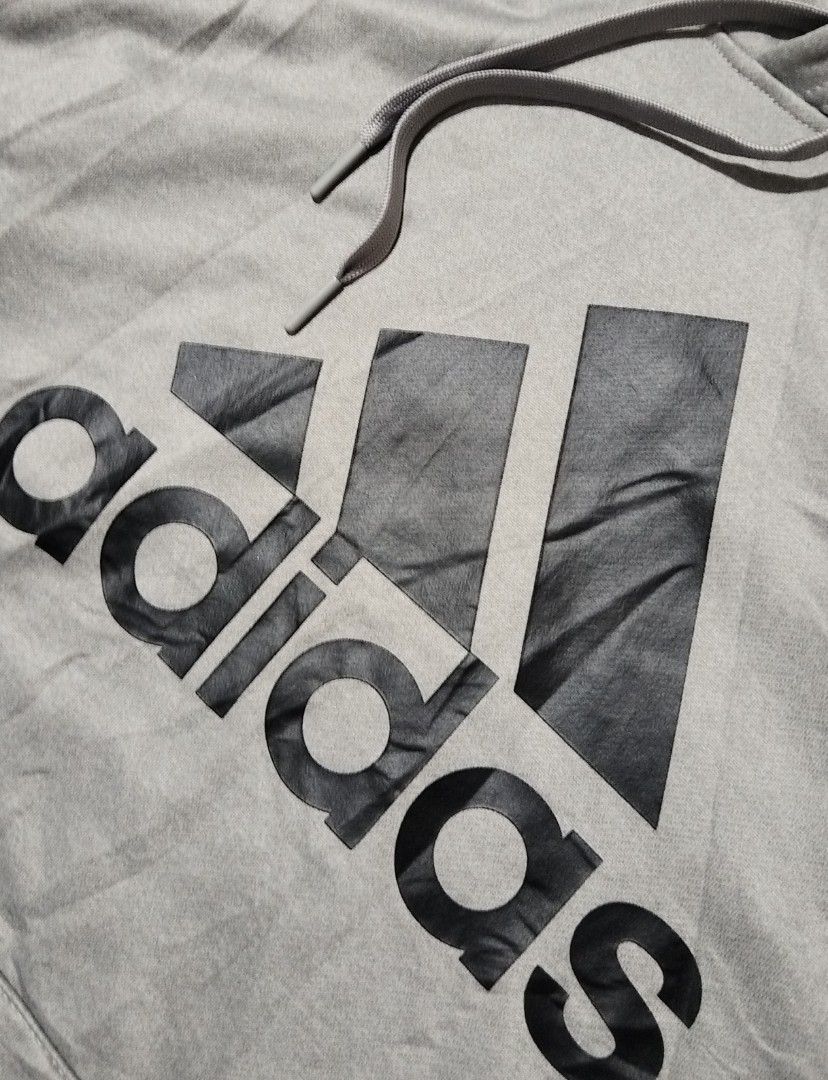 ADIDAS PULLOVER MEN HOODIE (Category: Hoodies) located in Veruela. Submitted by ivytalibo62410 (Listing ID 1468195903, Image 2). Description: ADIDAS PULLOVER MEN HOODIE ▪️ Size Large ▪️ 22 x 28 On Tape ▪️ Like new condition ▪️ No issues 550 + Shipping fee 🚘 LOC. Veruela AGUSAN DEL SUR 📍.