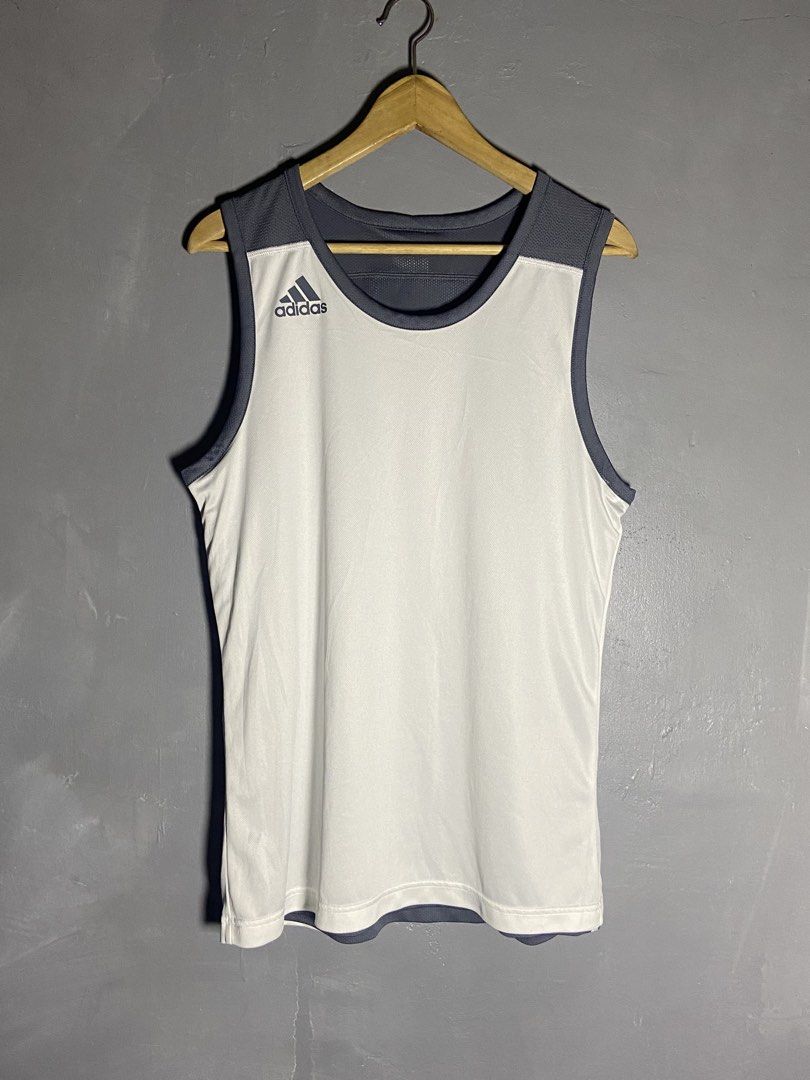 Adidas Reversible Jersey (Category: Activewear) located in Cabuyao City. Submitted by chukz_x (Listing ID 1468250975, Image 2). Description: Adidas Reversible Jersey Size : Medium Dimes : 20W 28L Condition : Like new Issue : none Price : 850 📍READY TO WEAR 📍Cabuyao Laguna .