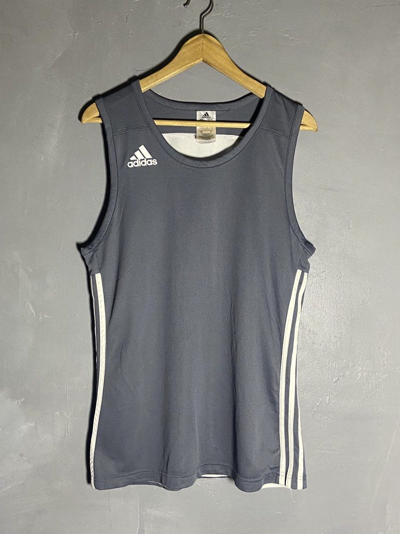 Adidas Reversible Jersey (Category: Activewear) located in Cabuyao City. Submitted by chukz_x (Listing ID 1468250975, Image 1). Description: Adidas Reversible Jersey Size : Medium Dimes : 20W 28L Condition : Like new Issue : none Price : 850 📍READY TO WEAR 📍Cabuyao Laguna .