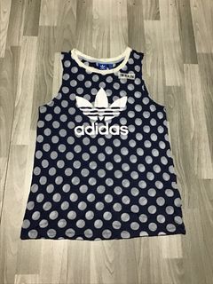 (Category: ) located in . Submitted by ljay.thriftedfinds (Listing ID 1468244604, Image 1). Description: .