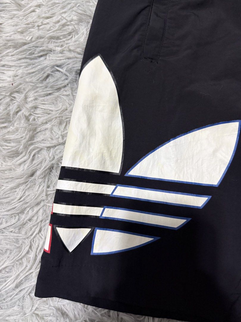 Adidas trefoil shorts (Category: Shorts) located in Cavite. Submitted by timsiojo (Listing ID 1468280078, Image 3). Description: For sale Adidas big trefoil shorts Size L 32-34 length 18 Issue yellow stains Cavite loc.