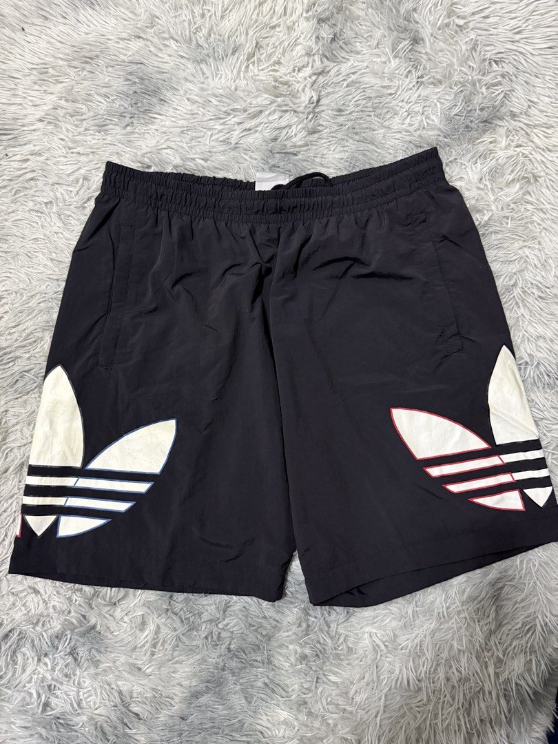 Adidas trefoil shorts (Category: Shorts) located in Cavite. Submitted by timsiojo (Listing ID 1468280078, Image 1). Description: For sale Adidas big trefoil shorts Size L 32-34 length 18 Issue yellow stains Cavite loc.