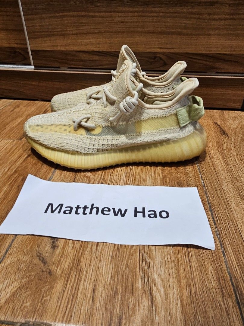 Adidas Yeezy 350 v2 flax (Category: Sneakers) located in Manila. Submitted by machoxmatt (Listing ID 1468098932, Image 1). Description: Condition: 9+/10 Size: 6.5us /fits 7.5us women wear at your own risk. 2020 released Pair only Mop:bdo/gcash Shipping at buyer's expense.