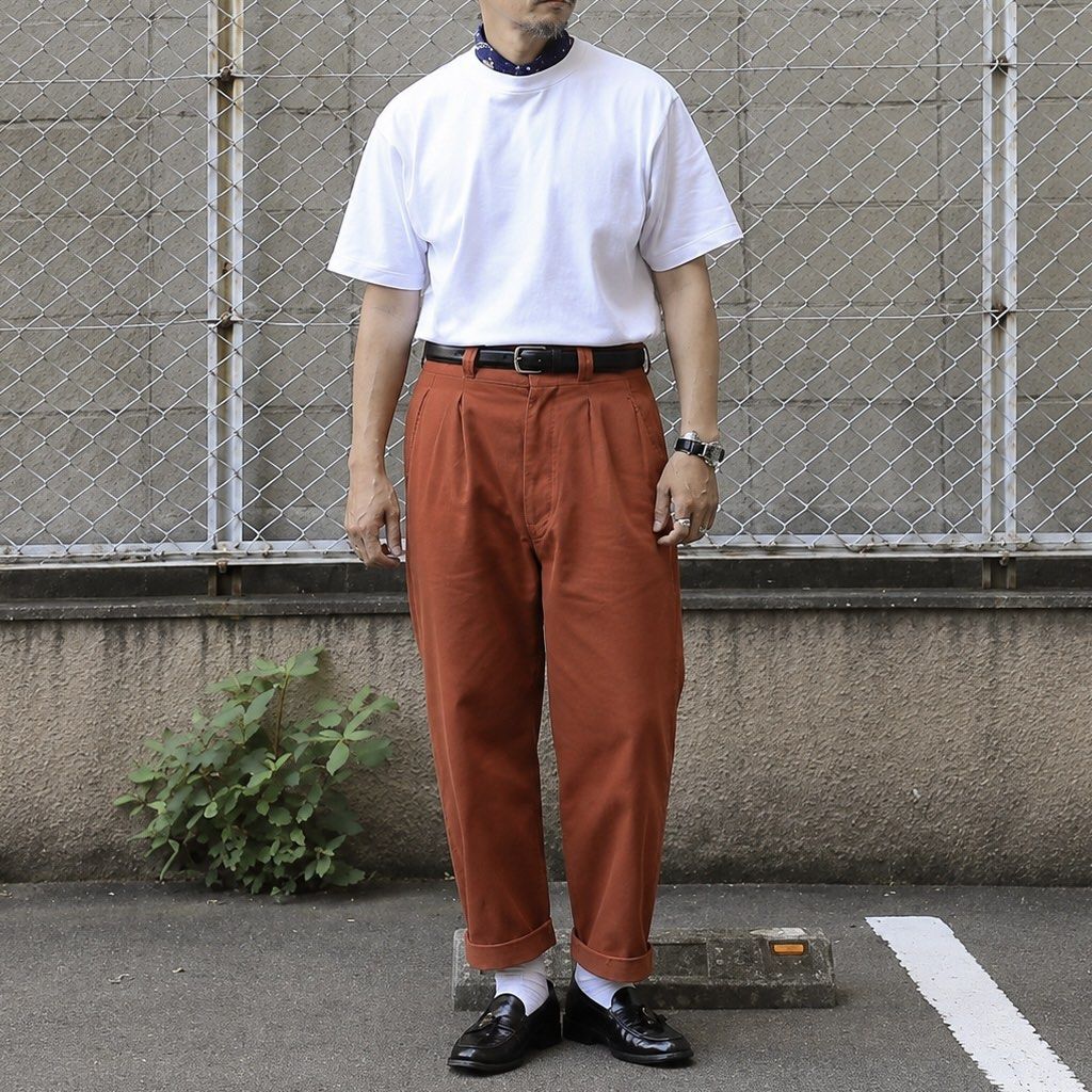 aftermaths Heritage Pleated Gurkha Pants (Category: Trousers) located in Puerto Princesa. Submitted by terdsthrift (Listing ID 1468256453, Image 2). Description: aftermaths Heritage Pleated Gurkha Pants Waist: 30 Length: 38 Thigh: 13.5 Hem: 8 In Excellent Condition / No Issue Color Rate: 10/10 - Brand: Aftermaths - Size: Small - Material: 100% cotton - Color: Deep rust-brown - Fit: Relaxed tapered leg - Features: Side adjuster buckles at waistban