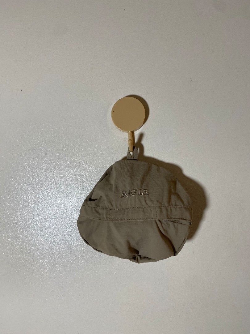 Aigle Bucket Hat Packable (Category: Caps & Hats) located in Abucay. Submitted by jamesnike21 (Listing ID 1468196170, Image 3). Description: 📌Aigle Bucket Hat 📌very good condition 📌size med-large frame 📌Slightly wrinkled due to storage 👍 📌The color of the product may differ from actual color depending on the type, condition of the display, surrounding light and other factors. 👍 📌For negotiations, send offer 👍 Kindly check my listing for 