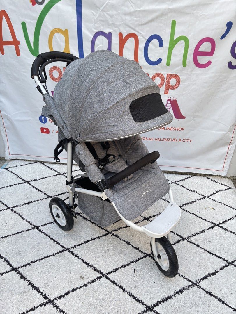 Airbuggy Coco Brake Jogger Stroller (Category: Strollers) located in Manila. Submitted by avalanchesonlineshopmainacount (Listing ID 1468150189, Image 1). Description: .