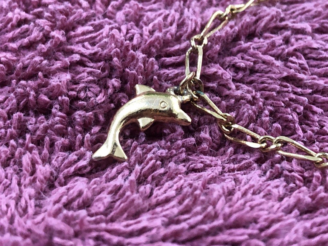 Alaskan Gold Dolphin Statement Bracelet 7 Inch (Category: Bracelets) located in Caloocan City. Submitted by toris.closet.mnl (Listing ID 1468238133, Image 2). Description: Alaskan Gold, non-tarnishable Approx 7 inches Negotiable Can be bought in a set with the Dolphin necklace on my profile.