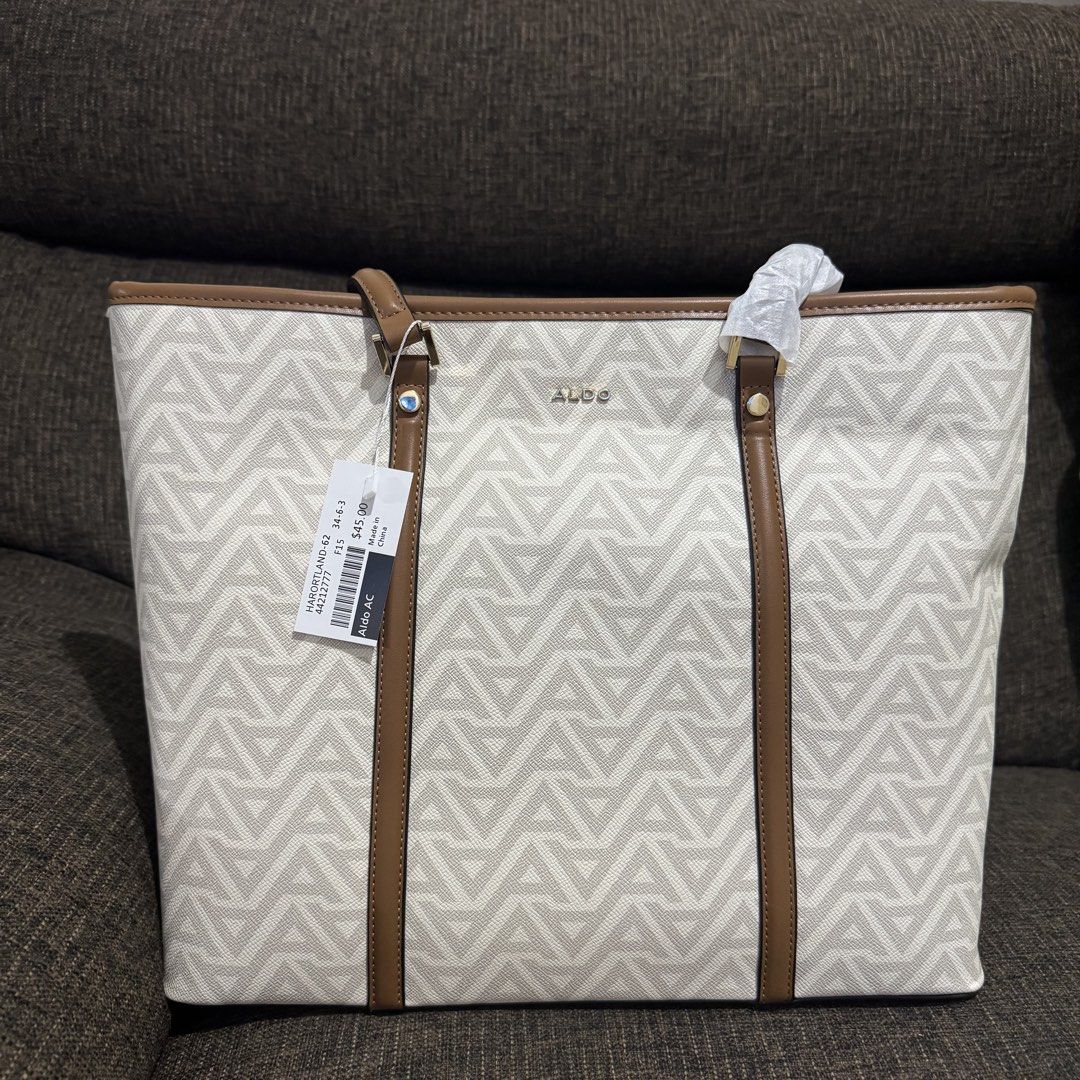 ALDO ELAMARYN TOTE (Category: Tote Bags) located in Bulacan. Submitted by mykakarizza (Listing ID 1468189079, Image 1). Description: ONHAND✨✨ ₱1300 ALDO ELAMARYN TOTE Length: 43 cm Width: 15 cm Height: 38 cm 📸 Actual pics! 🙋🏻‍♀️ ─── ✦ ─── ✦ ─── ✦ ─── ✦ ─── 🛍️ LOOKING FOR MORE RESELLERS 🛍️ ✨ Buy 3 pcs of ANY items — FREE SHIPPING NA!🚚 ✨ Buy 10 items → FREE SF + ₱50 OFF EACH! 💖 PM us for 30 pcs & up WS 🤍 #Mallpulloutbagssupplier.