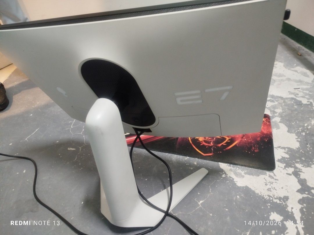 Alienware Gaming Monitor (Category: Monitor Screens) located in Taguig. Submitted by steve_doms (Listing ID 1468127180, Image 2). Description: - Brand: Alienware - Color: Sleek white - Stand: Sturdy with a V-shaped base - Screen: Clean surface, flawless display - Inclusion: Power cable included - Reason for selling: Upgraded to a new monitor - Condition: Well-maintained and ready for your desk setup defective.