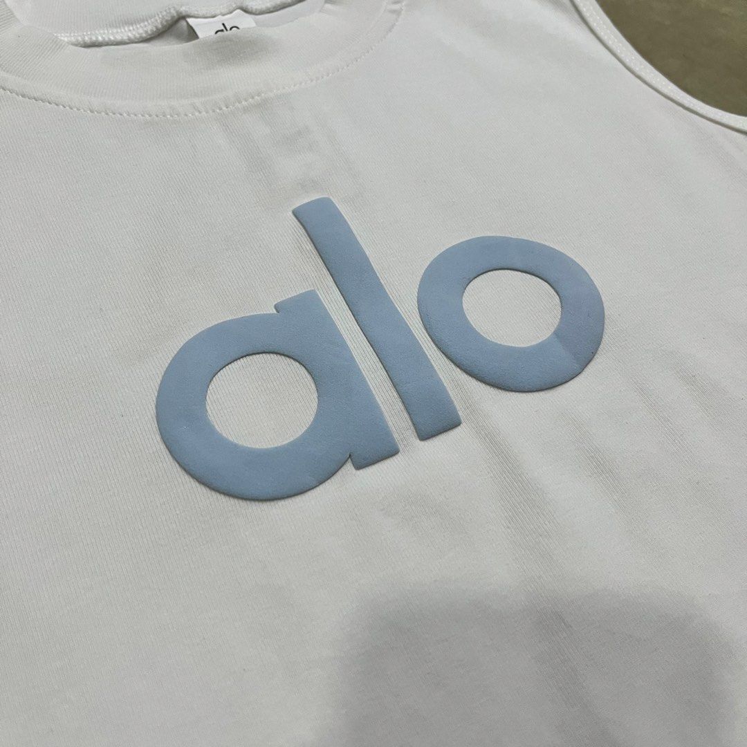ALO WOMENS WHITE TOP (Category: Activewear) located in Marikina City. Submitted by arniejane23 (Listing ID 1468258077, Image 3). Description: ALO WOMENS WHITE TOP SIZE M ON TAG DIMENSION width - 15.5 length - 15.5 NO ISSUE/NO FLAWS EXCELLENT CONDITION!! 📩📩📩.