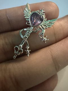 (Category: ) located in . Submitted by piarandomstuff (Listing ID 1468280973, Image 1). Description: .