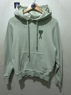 (Category: ) located in . Submitted by thrift.cartel (Listing ID 1468201401, Image 1). Description: .