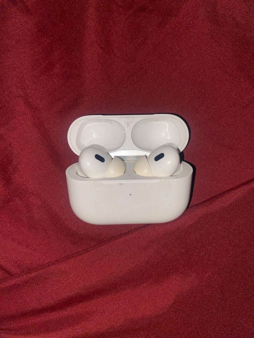 Apple AirPods Pro 2 (Category: Headphones & Headsets) located in Manila. Submitted by trainwreck331 (Listing ID 1468257825, Image 2). Description: - Item: Apple AirPods Pro with Charging Case - Color: White - Model: A3048 -TYPE C - Serial Number: V5Q9PC6137 - Condition: Used with normal wear and tear from daily carry - Performance: Active Noise Cancellation (ANC) works perfectly and battery holds a good charge - Inclusions: Earbuds and charging c