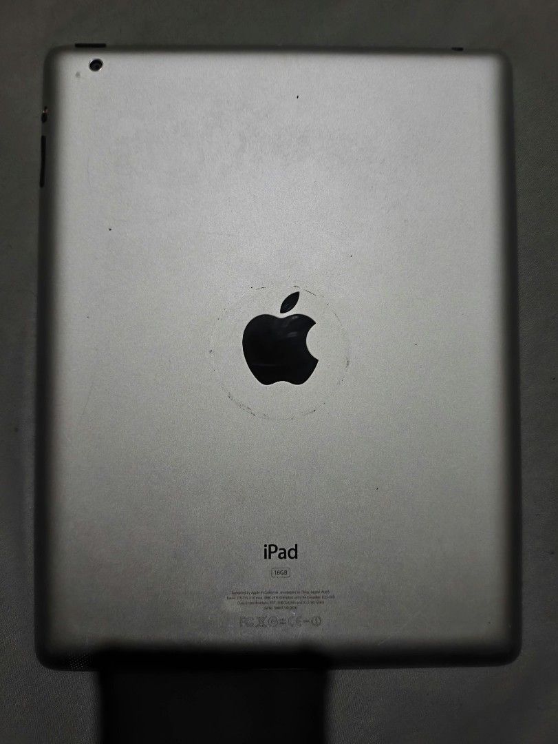 apple ipad 2 (Category: iPad) located in Sorsogon. Submitted by sensui_thrift (Listing ID 1468192164, Image 3). Description: old version stuck for a long time, still usable gcash mode of payment j&t express mofe of delivery location: bicol, sorsogon city.