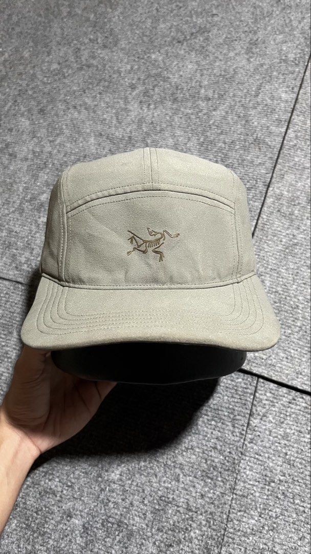 Arcteryx cap (Category: Caps & Hats) located in Puerto Princesa. Submitted by jmanza13 (Listing ID 1468233803, Image 1). Description: Arc’teryx Calidum 5-Panel Hat in a neutral earth-tone colorway (such as Smoke Bluff or Forage).