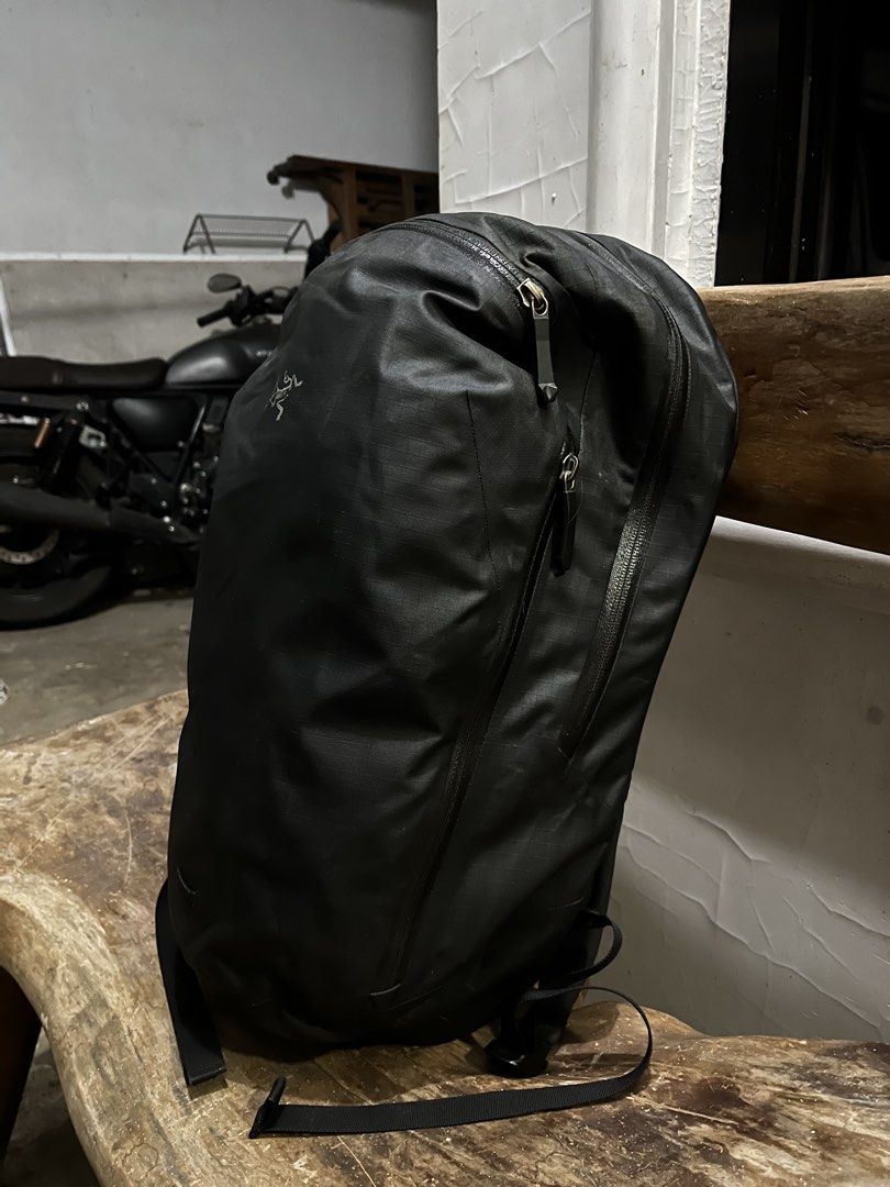 Arcteryx Granville Zip 16 (Category: Backpacks) located in Baguio. Submitted by whatthestore (Listing ID 1468179688, Image 3). Description: .