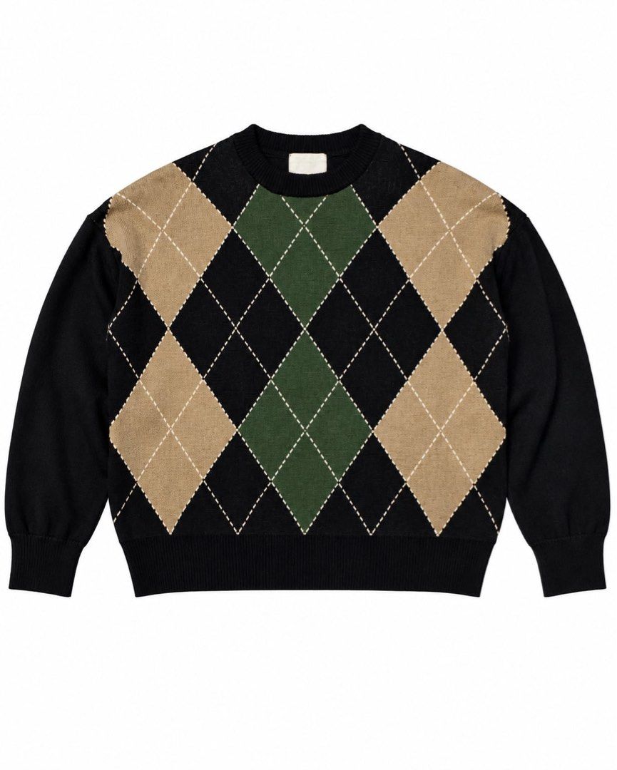 ARGYLE SWEATER (Category: Coats, Jackets and Outerwear) located in Santa Cruz. Submitted by valocs (Listing ID 1468189524, Image 1). Description: Details👇 Argyle Cotton Sweater (favss🔥) Dimensions: Width - 24 Lenght - 24 Condition - 10/10 Color Rate - 10/10 Issues -❌ Feel free to offer, Slightly Negotiable Payment First, Shipping Through Jnt📦.