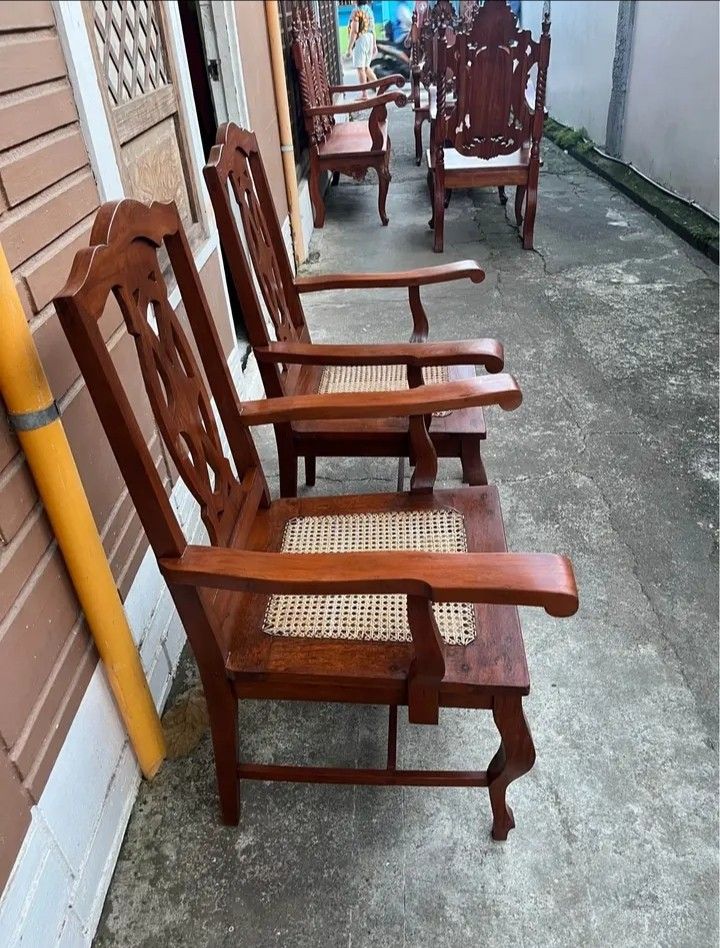 Arm chairs kabisera /office chairs ❤ (Category: Chairs) located in Manila. Submitted by carmelites36250 (Listing ID 1468218170, Image 2). Description: #forsale #Narrafurniture Pair Of Arm Chairs Beautiful Piece ❤❤ Solid narra wood ❤🎯❤ Fully Restored/Fully Refurbish Varnish ✅ Pick up / Delivery 🚚✅🚚✅🚚 Pm me ☎☎☎☎ Price-15, 000 for Pair ✅✅✅.