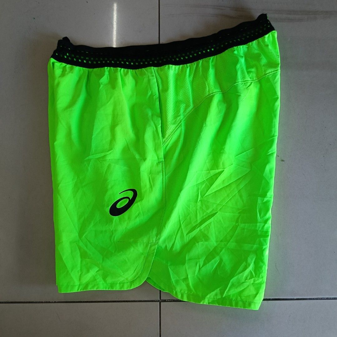 Asics 7inch short large (Category: Activewear) located in San Jose del Monte. Submitted by qu4litees (Listing ID 1468071277, Image 1). Description: .