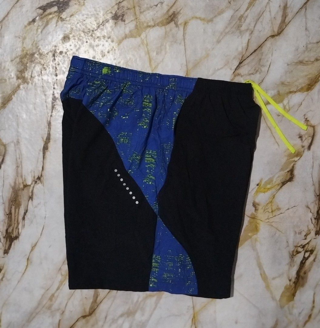 ASICS MOTION DRY MEN RUNNING SHORT (Category: Activewear) located in Veruela. Submitted by ivytalibo62410 (Listing ID 1468195200, Image 2). Description: ASICS MOTION DRY MEN RUNNING SHORT ▪️ Size Large ▪️ w33-35(best fit) ▪️ Lenght 16(Above the knee) ▪️ Like new condition ▪️ No issues 850 + Shipping fee 🚘 LOC. Veruela AGUSAN DEL SUR 📍.