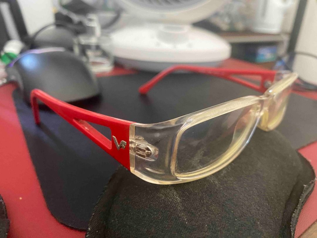 Assorted Eyeglass Frames Lot DKNY and Designer Styles (Category: Sunglasses & Eyewear) located in Muntinlupa City. Submitted by chubby_daddy82 (Listing ID 1468065717, Image 2). Description: - Set of 4 versatile eyeglass frames in different shapes and colors - Includes: Red and clear frame, brown rounded frame, rimless pair, and a red DKNY branded frame - Ideal for swapping out with your own prescription lenses - Frames only, no prescription lense