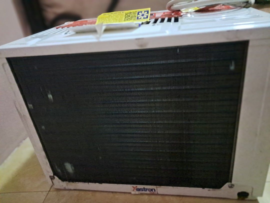 Astron TC-L60MA Window Type Air Conditioner (Category: Air Conditioning and Heating) located in Manila. Submitted by docards1102 (Listing ID 1468119431, Image 1). Description: Astron Window Type Aircon (Model: TC-L60MA) - Cooling Capacity: 5760 kJ/h - Eco-friendly R32 refrigerant - Energy-saving: 509W power input, 230V - Easy-to-use manual temperature and mode control knobs - Energy Efficiency Rating: 3.22 - Includes original power cord and energ