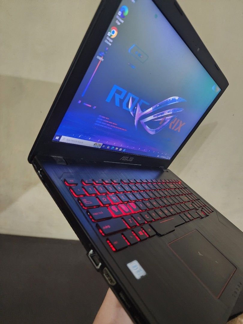 ASUS ROG Strix GTX 1050 Gaming Laptop Rush (Category: Laptops & Notebooks) located in Caloocan City. Submitted by greatgadget2026 (Listing ID 1468089621, Image 2). Description: FOR SALE ASUS ROG GAMING LAPTOP RUSH 15.6 INCHES FULL HD 1080 Display i5 7th GEN 4gb DDR4 Ram (Upgradeable) GPU 1:Intel UHD Graphics GPU 2:Nvidia GTX 1050 1tb HDD With Backlit Keyboard Color(RED) 2 to 3 hrs BATTERY Issue 1 key hindi nagana(down arrow) and may minor physica