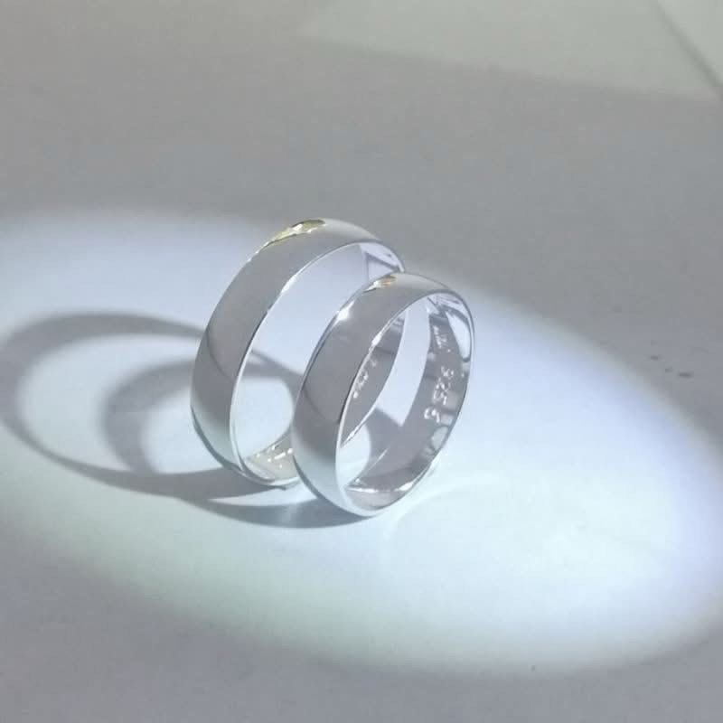 Authentic 92.5 Sterling Silver Couple Plain Style Ring/ Wedding Ring (Category: Rings) located in Manila. Submitted by pulzerasjewelry (Listing ID 1468156695, Image 2). Description: 100% Authentic 925 Silver Authentic Sterling Silver made in Italy ✔️Authentic 92.5 Sterling Silver ✔️Authentic Silver ✔️Zirconian Stone ✔️Made in Italy •Same day delivery for Metro Manila via Lalamove/Grab🛵 •LBC Shipment for Provinces area •Tiktok Checkout option •Sh