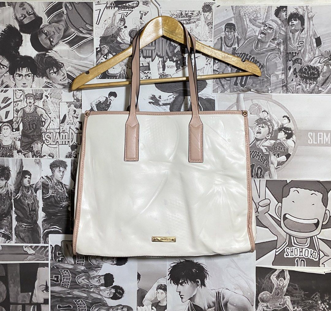 AUTHENTIC ALDO PARBAG TOTE (Category: Tote Bags) located in Polomolok. Submitted by safethrift2.0 (Listing ID 1468083030, Image 1). Description: AUTHENTIC ALDO PARBAG TOTE WELL USED ISSUE LAST PICS COMPLETE TAGS 9|10 COLOR RATE 12x13”.