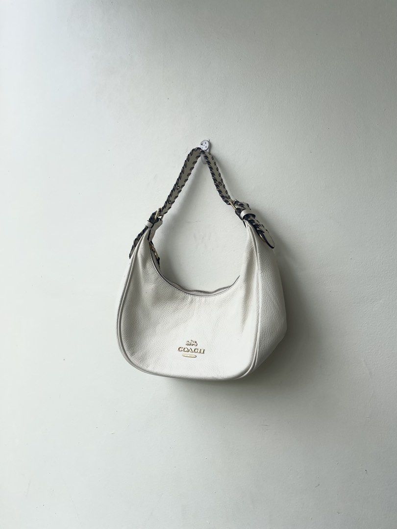 Authentic Coach Bailey Hobo Kili Bag (Category: Luxury Bags & Wallets) located in Butuan. Submitted by prestigephilippines (Listing ID 1468134783, Image 2). Description: Authentic Coded Excellent condition Slightly used Still presentable, minor issues only. Message us if interested! 📩.
