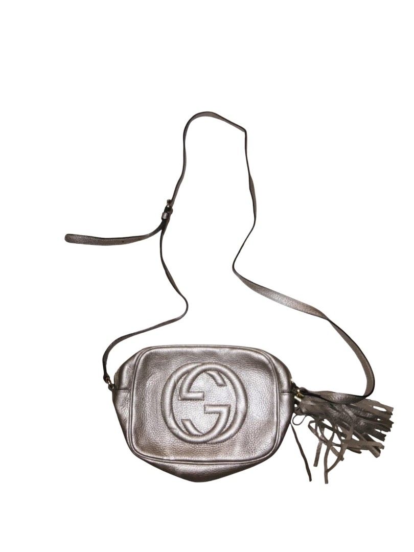 Authentic Gucci Soho Metallic (Category: Luxury Bags & Wallets) located in Caloocan City. Submitted by allgoodsthrifts (Listing ID 1468233016, Image 1). Description: Authentic Gucci Soho (See last photo for 3rd app authentication) Metallic Color Very Good Condition Need wash inside the bag 29500 free shipping via JNT.
