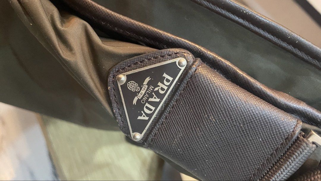 Authentic prada sling bag (Category: Luxury Apparel) located in Cavite. Submitted by ohmie23 (Listing ID 1468234258, Image 2). Description: Authentic prada sling bag.