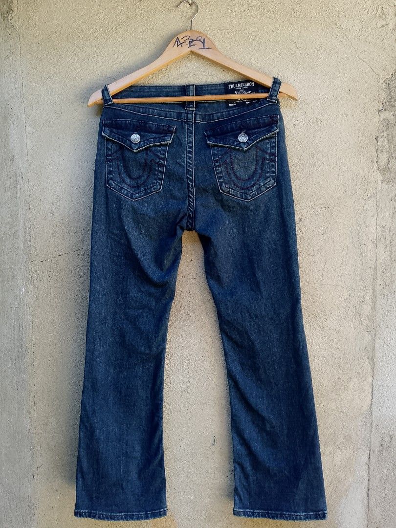 AUTHENTIC! TRUE RELIGION ( y2k bootcut) UNISEX " (Category: Jeans) located in Manila. Submitted by azaiahnere02 (Listing ID 1468235470, Image 2). Description: details are in first photo ‎measurements through tape measure ‎pm/dm for other details,issues or transactions ‎negotiable! 👊😁.