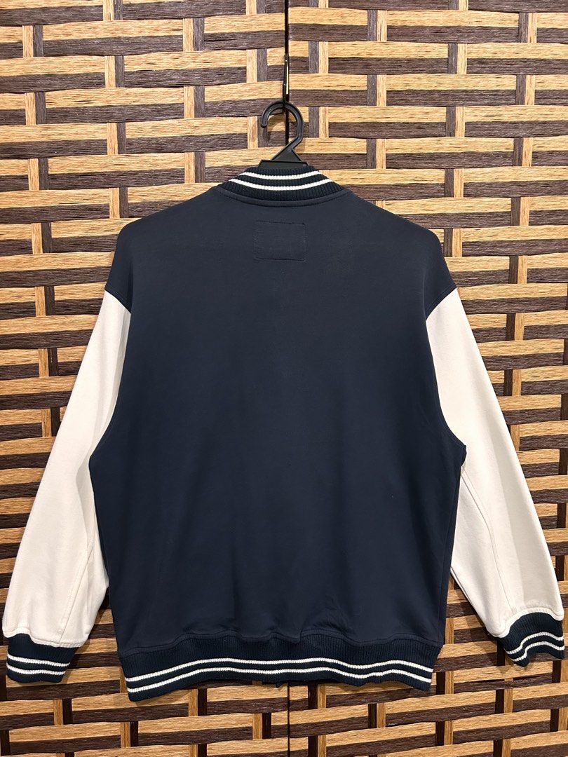 AWK VARSITY JACKET (Category: Activewear) located in Kota Bharu. Submitted by brandthriftoutdoor_ (Listing ID 1468064731, Image 3). Description: AWK VARSITY JACKET ✅ colour : NAVY BLUE ✅size tag : M(prefered S-M) ✅manual sizing : (Pit21/L26) ✅condition : 8.5/10 💰RM20.00 post + RM7/ dfod W/A 0️⃣1️⃣9️⃣5️⃣9️⃣3️⃣2️⃣9️⃣5️⃣2️⃣ .