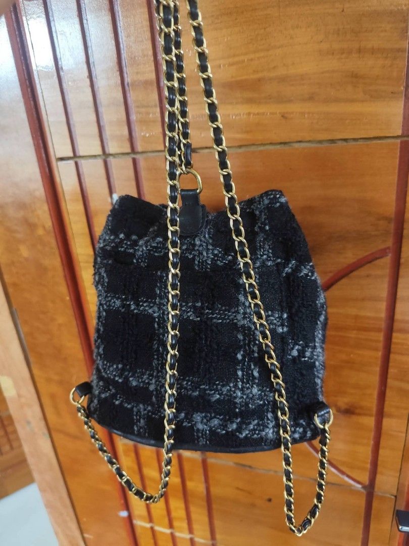 Backpack chanel (Category: Luxury Bags & Wallets) located in Andop. Submitted by deinlakarol_211 (Listing ID 1468110244, Image 2). Description: all details pics po posted na ,pm lng po if interested...thank you.