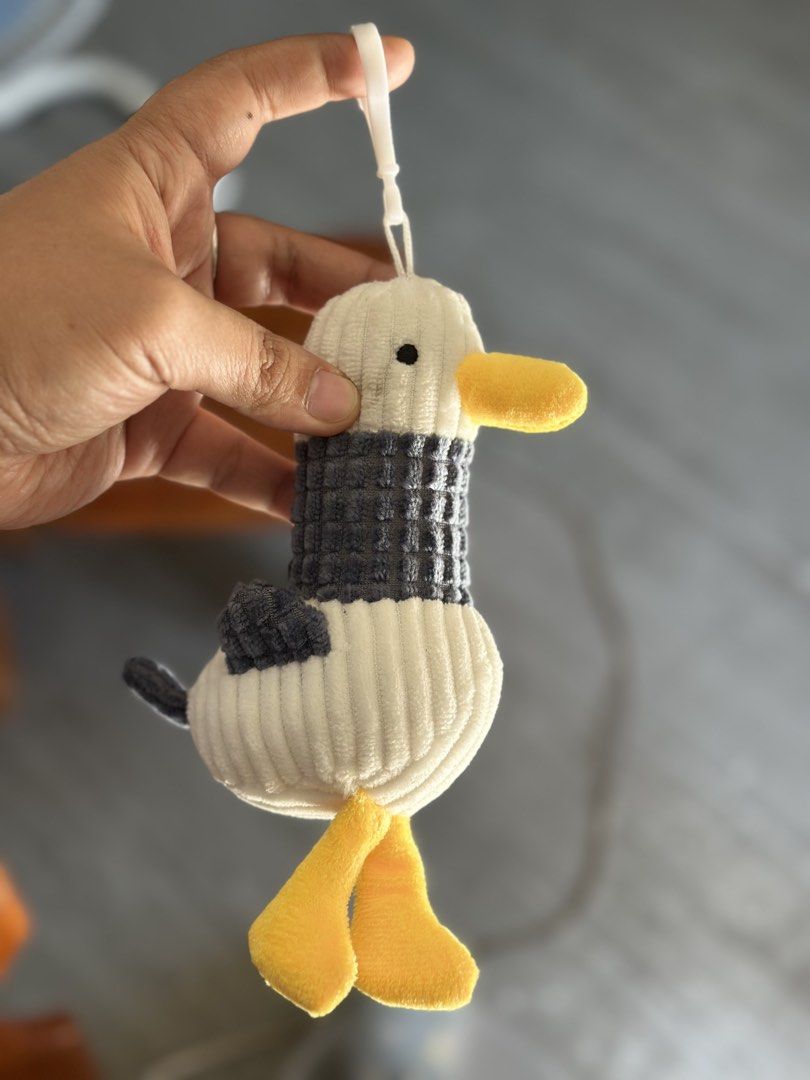 Bag charm bird (Category: Plushies & Soft Toys) located in Baguio. Submitted by cherylcaps95 (Listing ID 1468115900, Image 1). Description: Like newww.