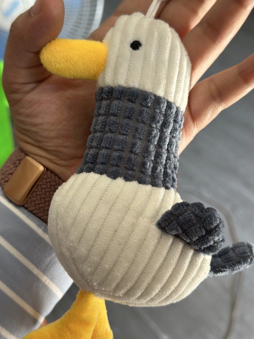 Bag charm bird (Category: Plushies & Soft Toys) located in Baguio. Submitted by cherylcaps95 (Listing ID 1468115900, Image 3). Description: Like newww.
